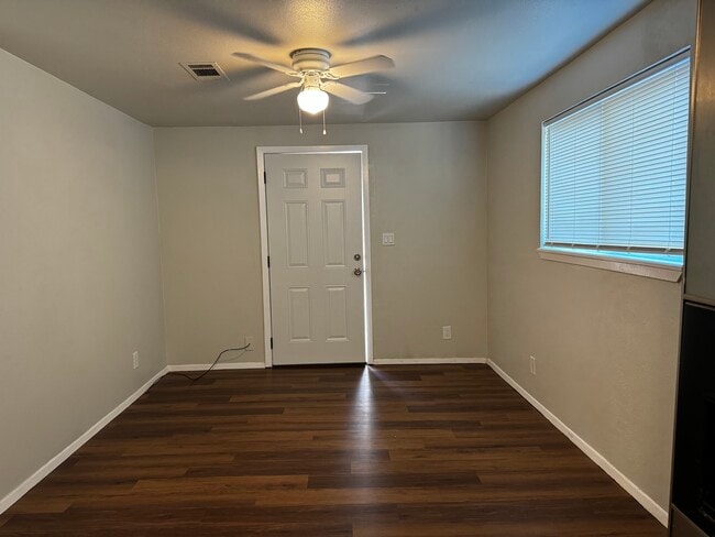 Foto del edificio - 2269 Collier St