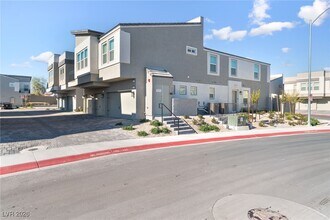 Building Photo - 6249 Disruptor St