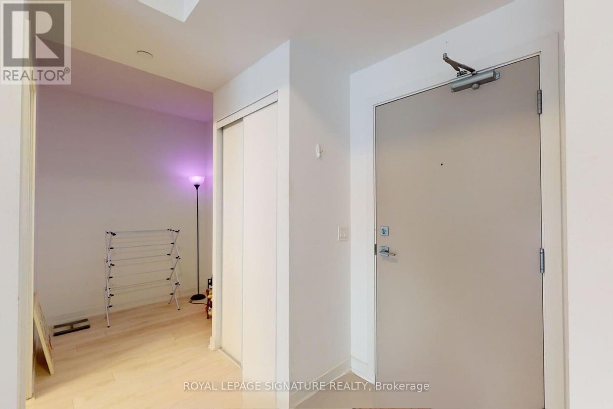 Photo principale - 1119-1119 Cooke Blvd.