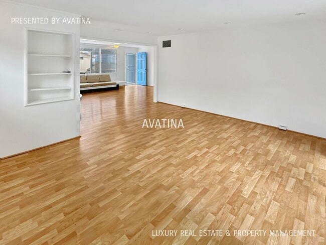 Building Photo - 1223 Manulani St