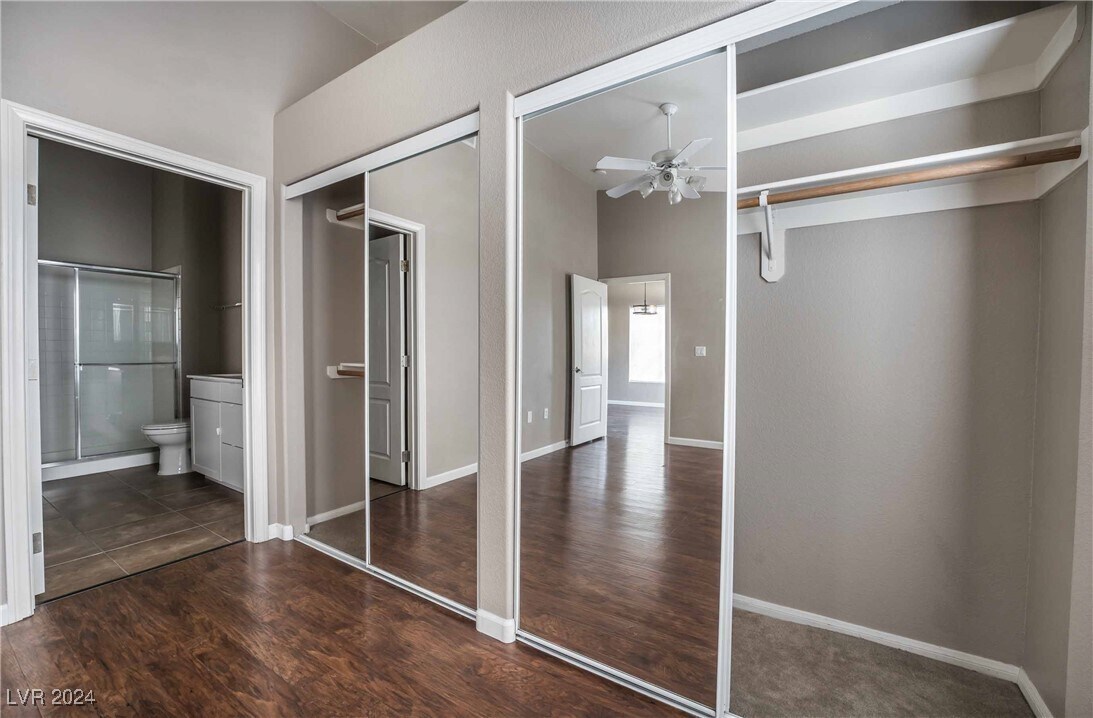 Foto principal - 2305 W Horizon Ridge Pkwy