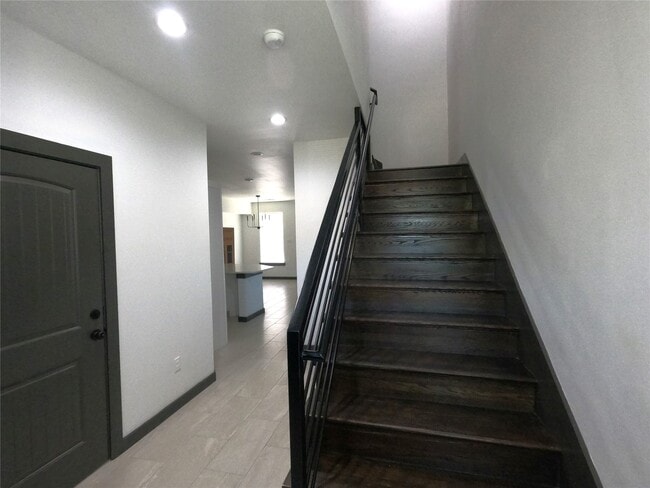 Building Photo - 5334 Rapido Rd