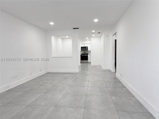 Building Photo - 1470 NW 22nd St