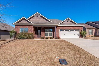 Building Photo - 659 Valley Stream Dr