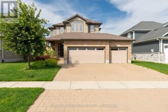 Building Photo - 3 Dausett Dr