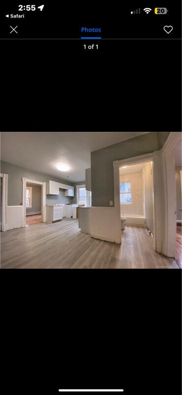 Building Photo - 208 Clark St