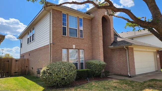 Building Photo - 14119 Fox Creek Park Dr