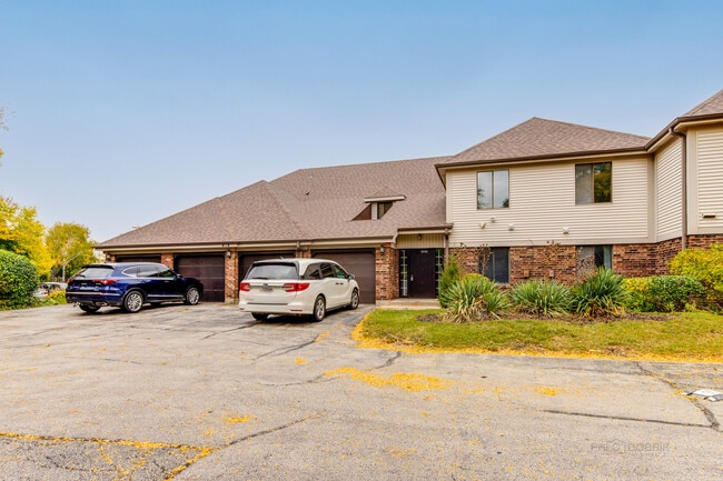 Building Photo - 820 Waterview Cir