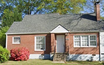 Building Photo - 2434 N Decatur Rd