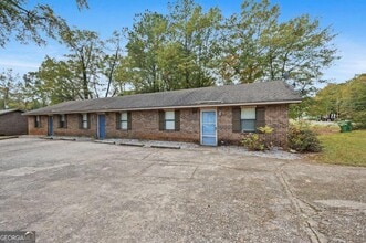 Building Photo - 1008 Davis St