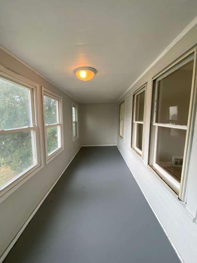 Building Photo - 7918 Force Ave