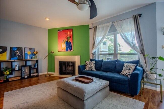 Building Photo - 2450 Wickersham Ln