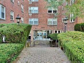 Building Photo - 125 Lincoln Ave