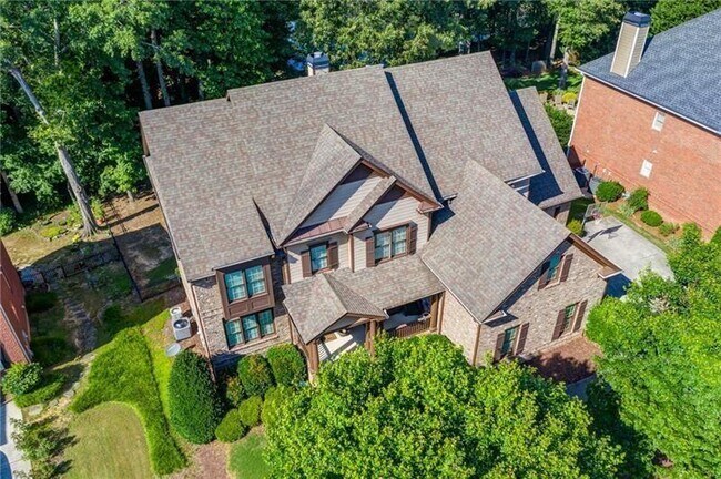 Building Photo - 2550 Trailing Ivy Way NE