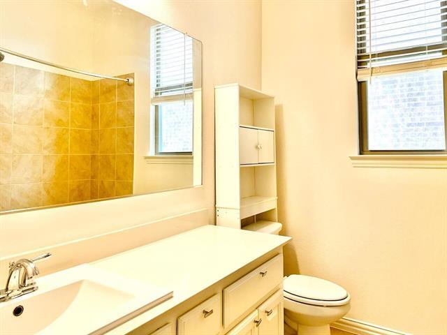 Building Photo - 6604 Fishers Island Dr