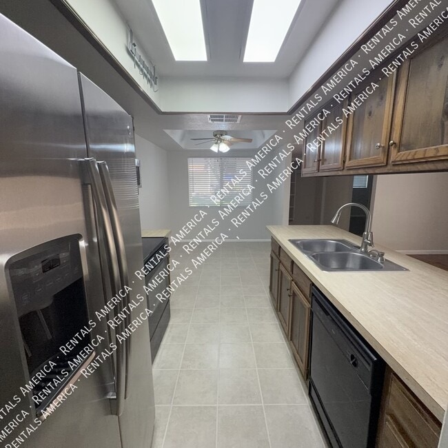 Building Photo - 520 N Stapley Dr
