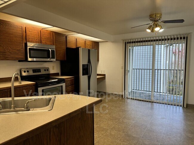 Foto del edificio - 5415 NE 34th St