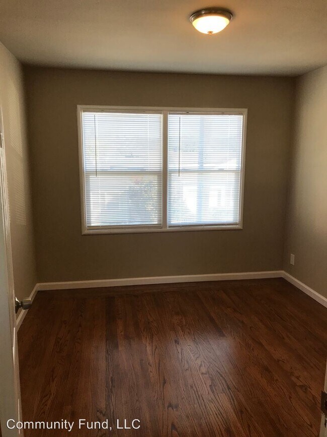 Foto del edificio - 10701 Apricot St
