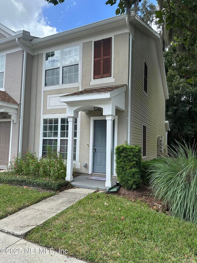 Foto del edificio - 3548 Lone Tree Ln