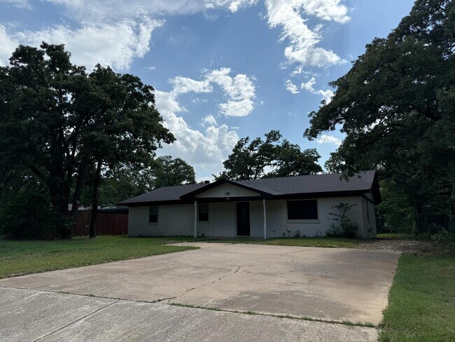 Foto del edificio - 125 Briarwood Dr
