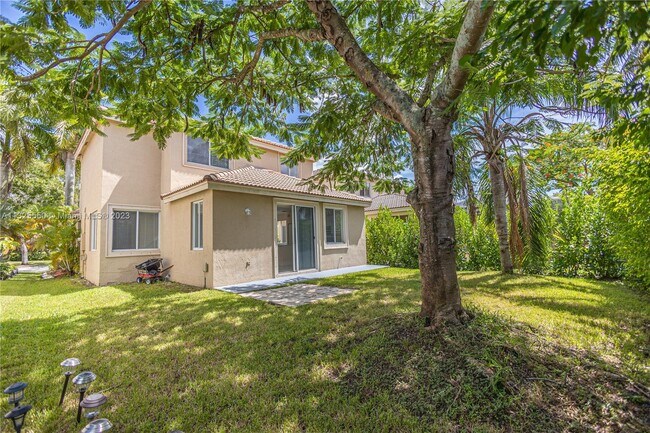 Foto del edificio - 1028 Golden Cane Dr