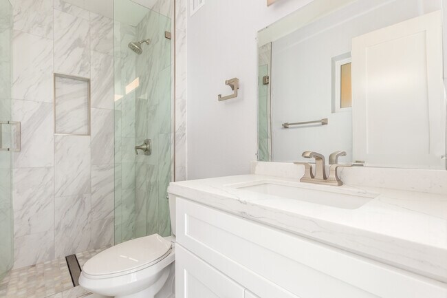 Foto del edificio - 4302 N 80th Ln