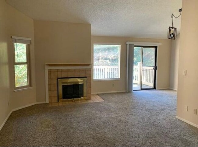 Foto del edificio - 2875 Idlewild Dr