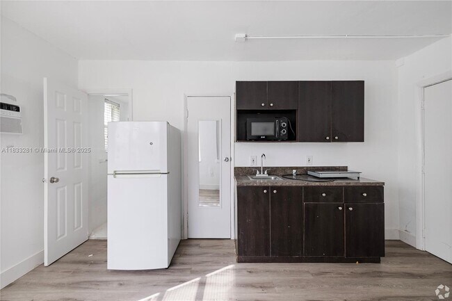 Foto del edificio - 420 78th St