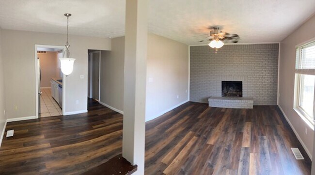 Foto del edificio - 927-933 Weston Court Vandalia, OH 45377