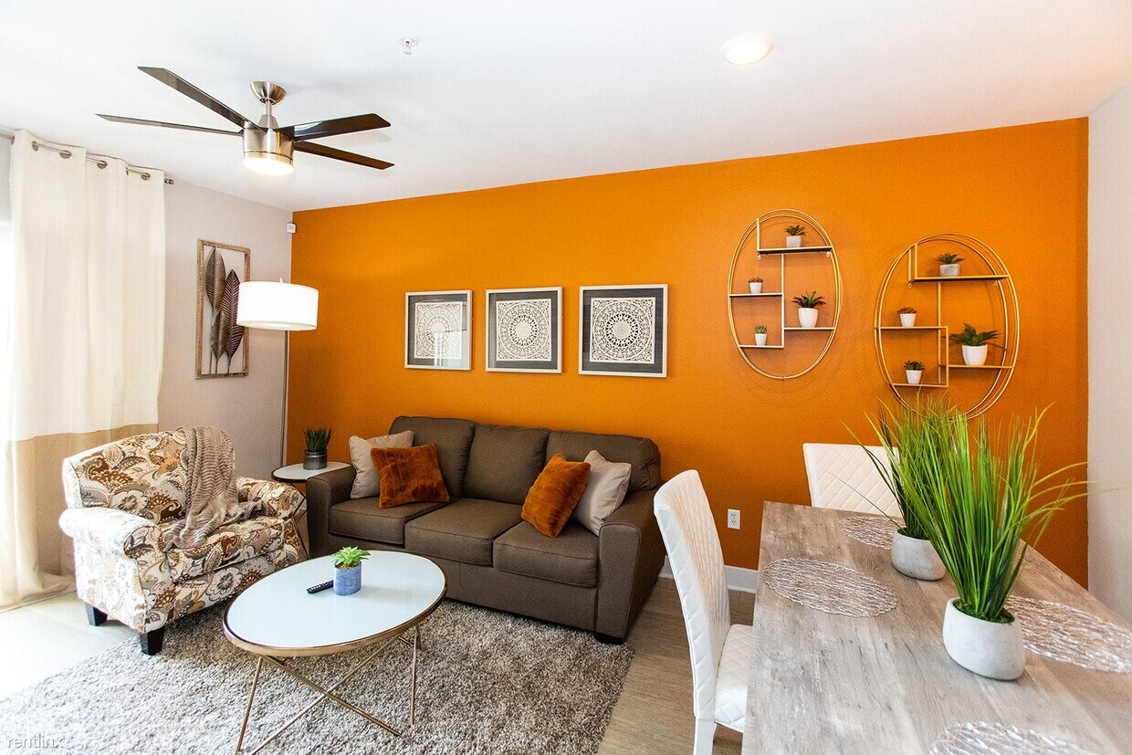 Primary Photo - 1 br, 1 bath Apartment - 24565 Town Center Dr