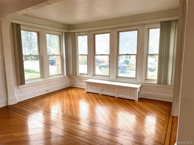 Foto del edificio - 4623 Arcadia Ln