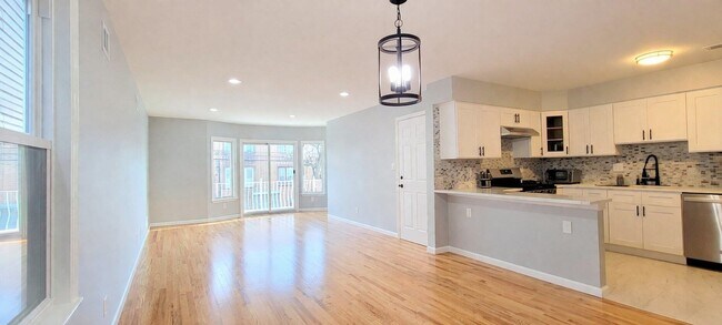 Foto del edificio - 11-13-13 Wallis Ave