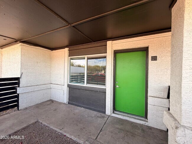 Foto del edificio - 6802 W Glendale Ave