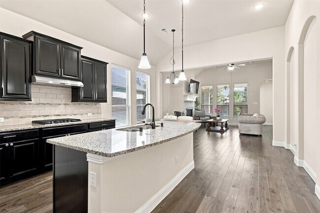 Foto del edificio - 118 Lavender Ln