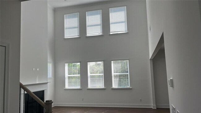 Foto del edificio - 3403 Dover Run Ln