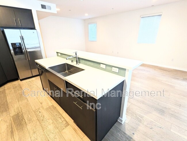 Foto del edificio - 11912 Laurelwood Dr