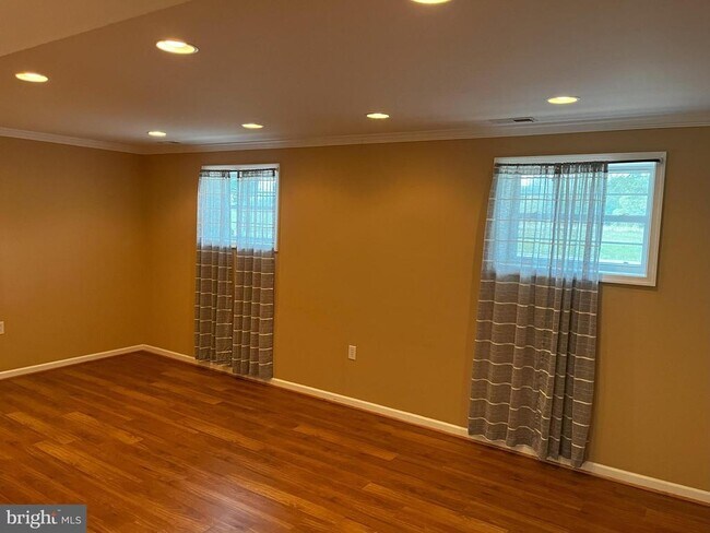 Foto del edificio - 26612 Johnson Ln