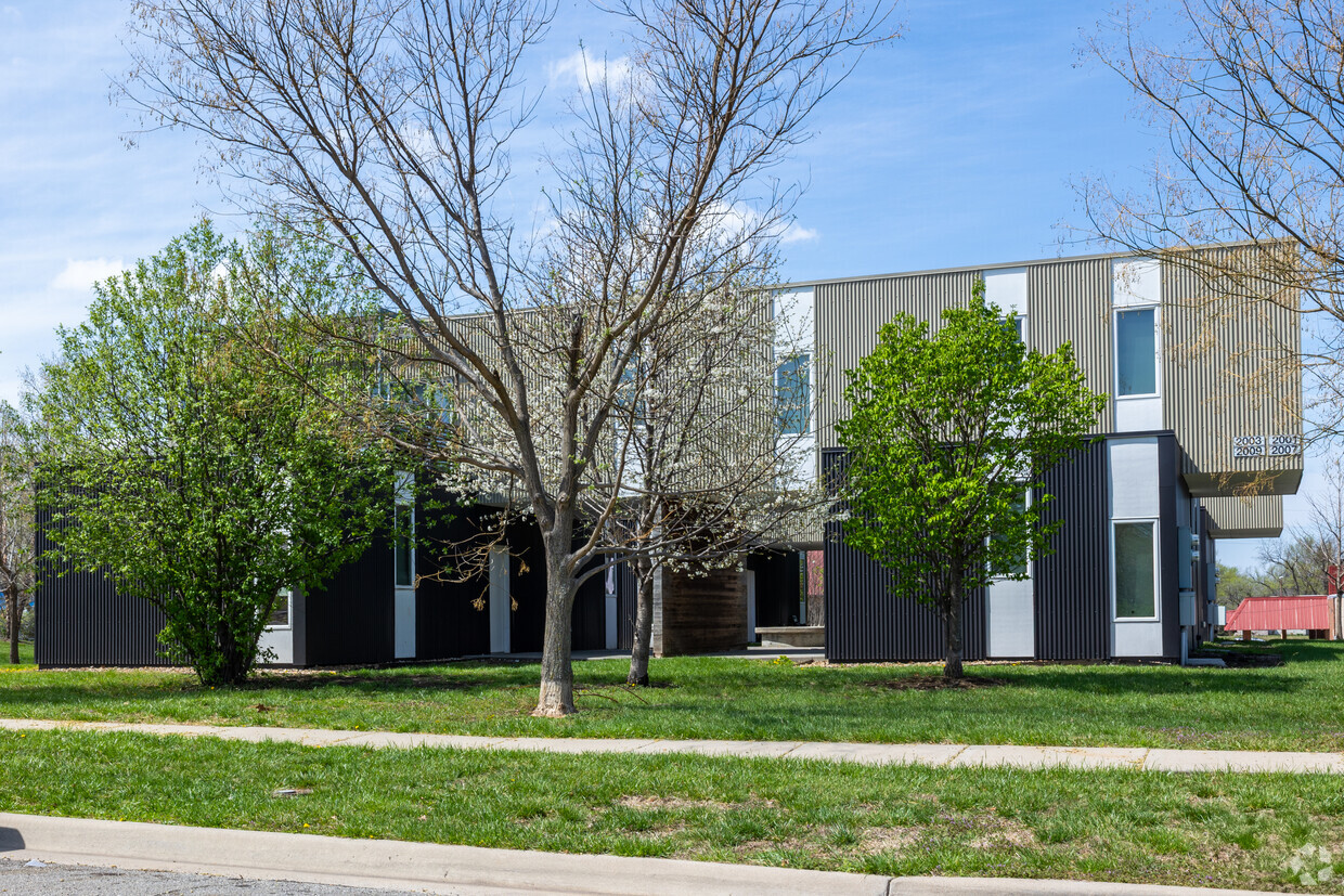 Building Photo - Echo Ridge
