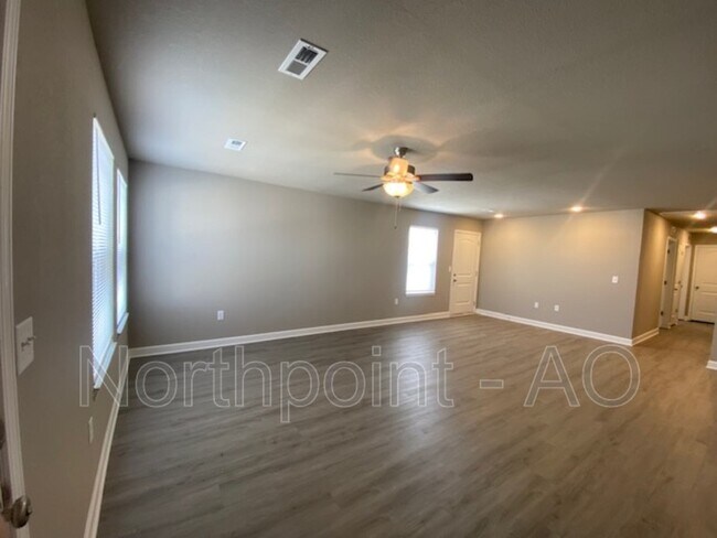 Foto del edificio - 8209 SW 3rd St