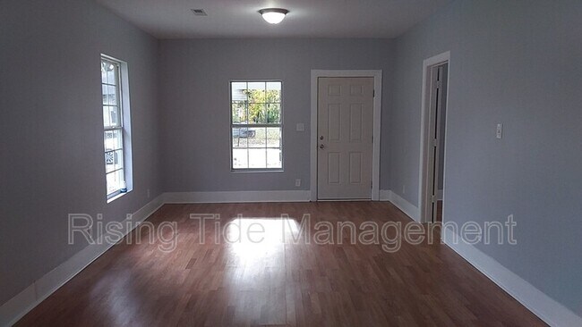 Foto del edificio - 4209 Inglenook St