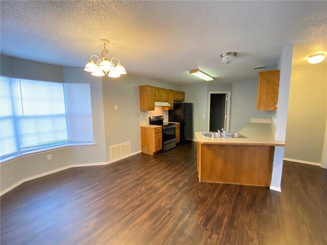 Foto del edificio - 814 Tyler St