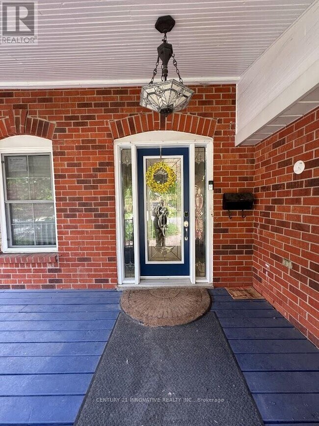 Building Photo - 23 Linden Crescent