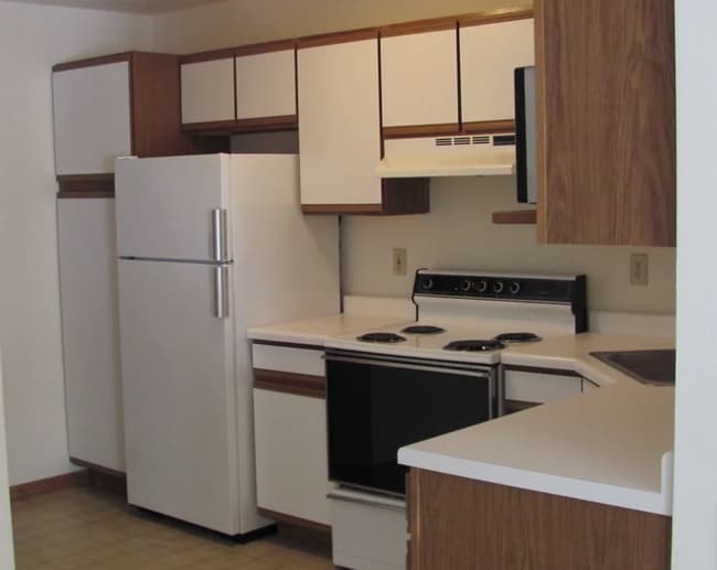 Interior Photo - Lake Pointe Apartments