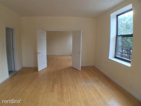Primary Photo - 217 E 25th St