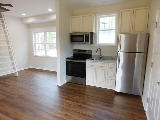 Foto del edificio - 180 Alexander Wy S