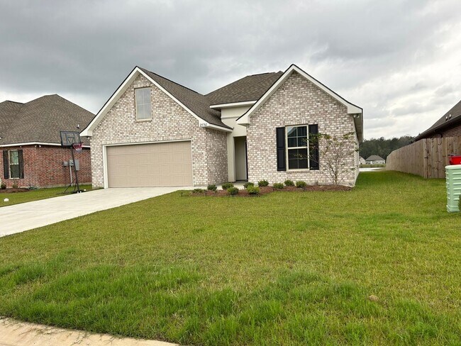 Building Photo - Charming 3BR House in Denham Springs