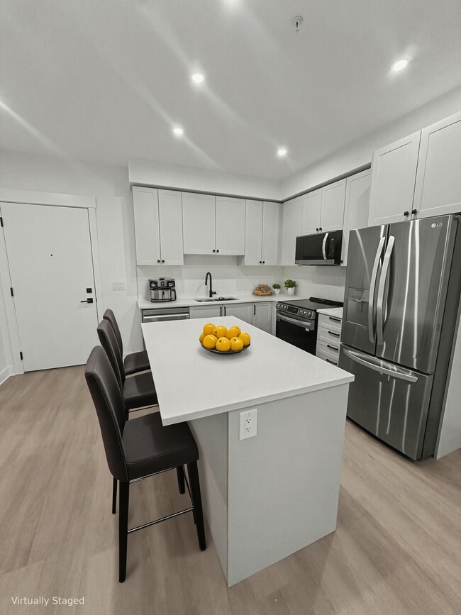 Photo du bâtiment - 20144-20186 86 Ave