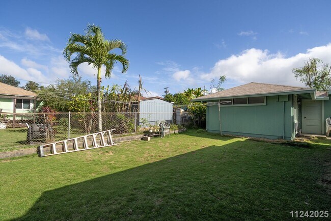 Foto del edificio - $1700 l 1-Bed, 1-Bath l Cozy Ohana Dwelling in Wahiawa