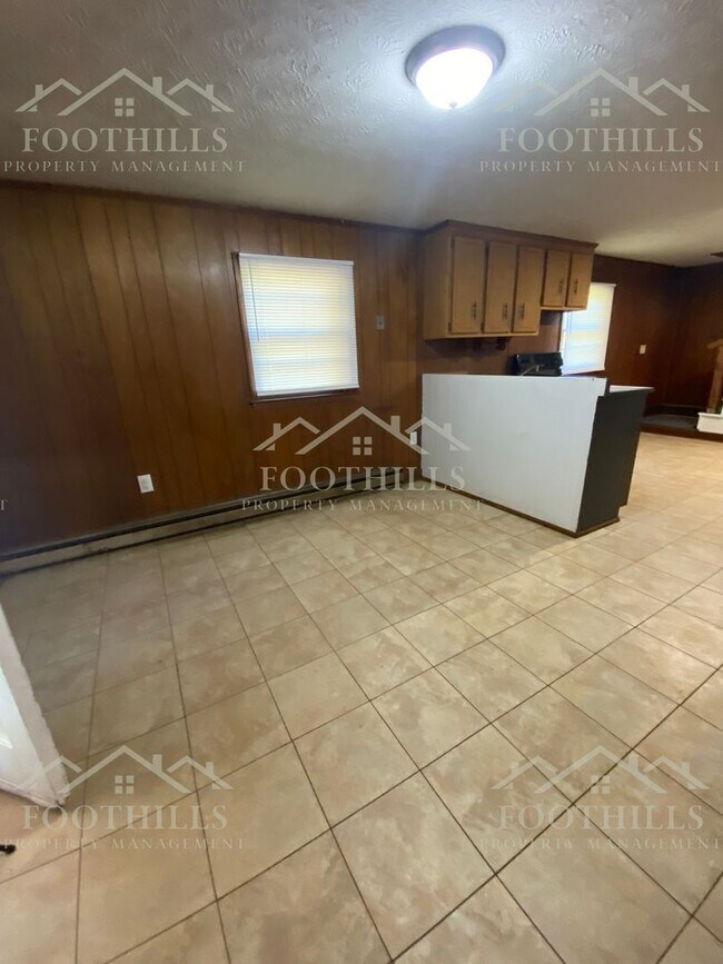 Foto del edificio - Cozy 1-Bed Detached Apartment with Spaciou...