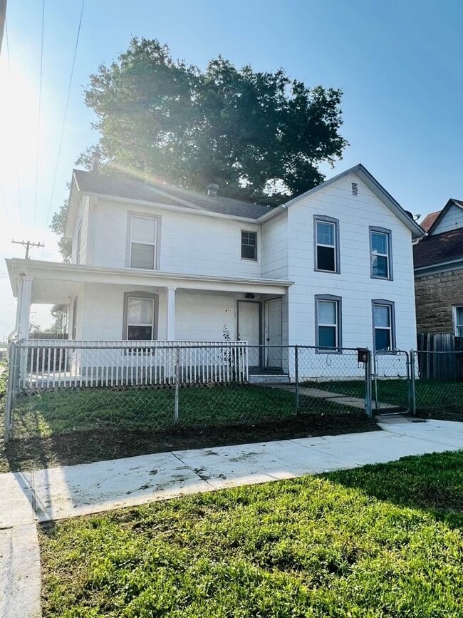 Building Photo - 411 N Jefferson St